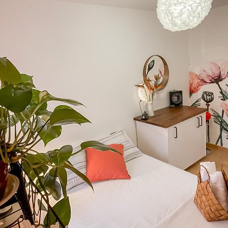 Habitación Privada + Baño Privado en la vivienda Apartamento Corralejo Exterior foto